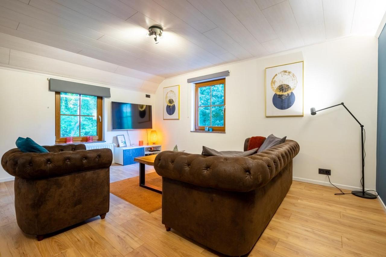 Bills Lodge, le plaisir de la rivière à 2 minutes du centre! La-Roche-en-Ardenne Esterno foto