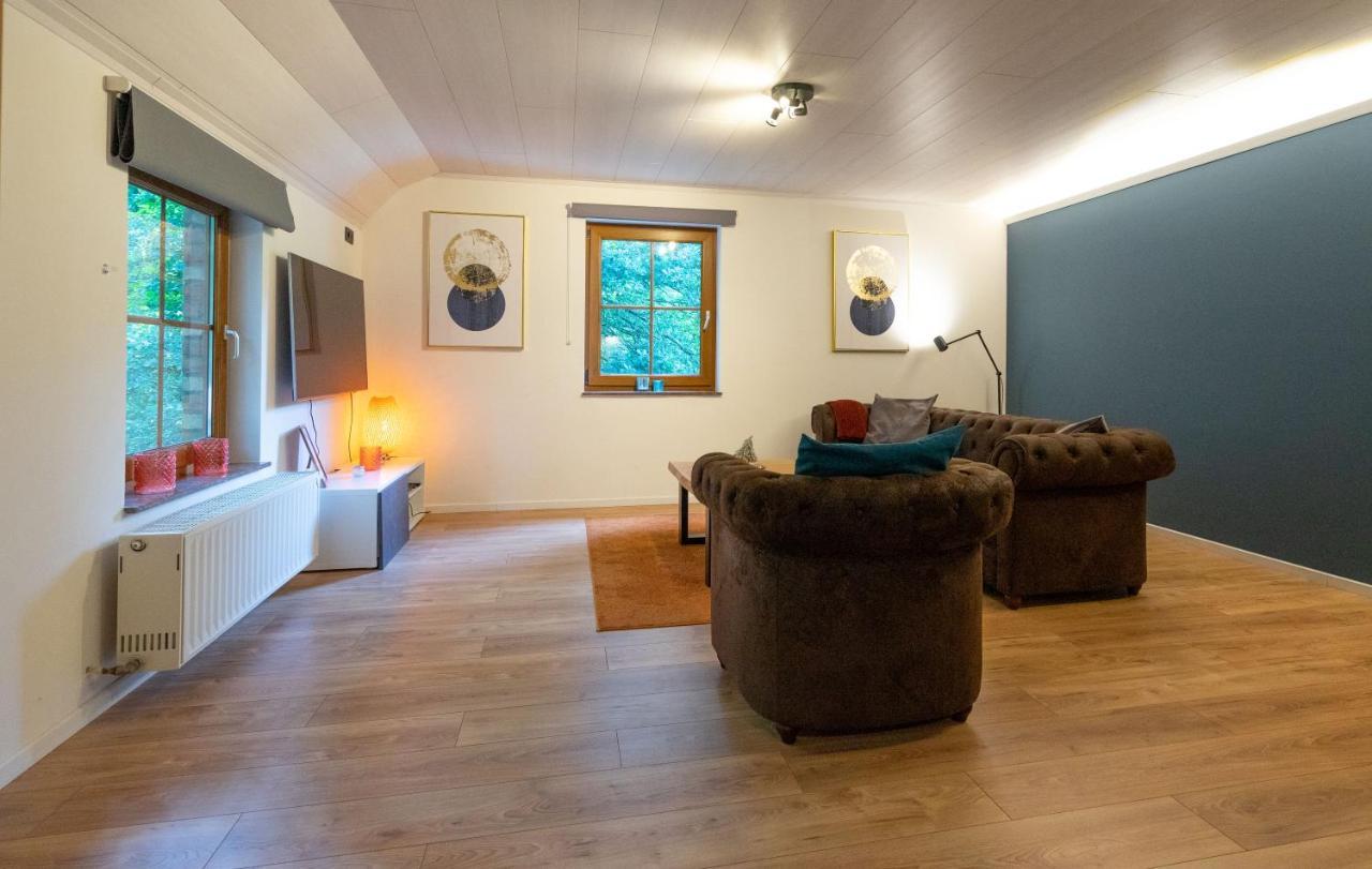 Bills Lodge, le plaisir de la rivière à 2 minutes du centre! La-Roche-en-Ardenne Esterno foto